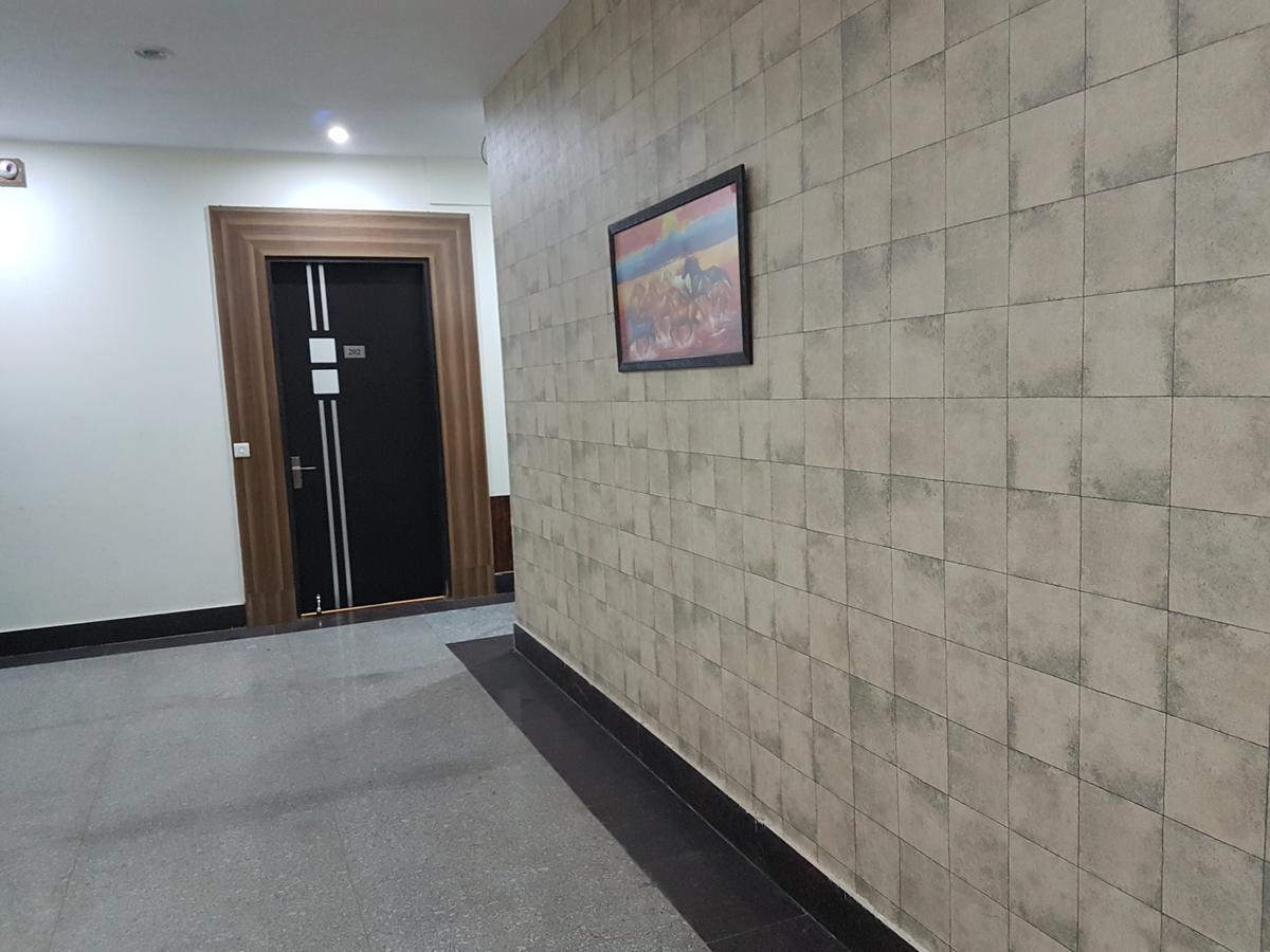 The Royal Crown Hotel Gurgaon Exterior foto