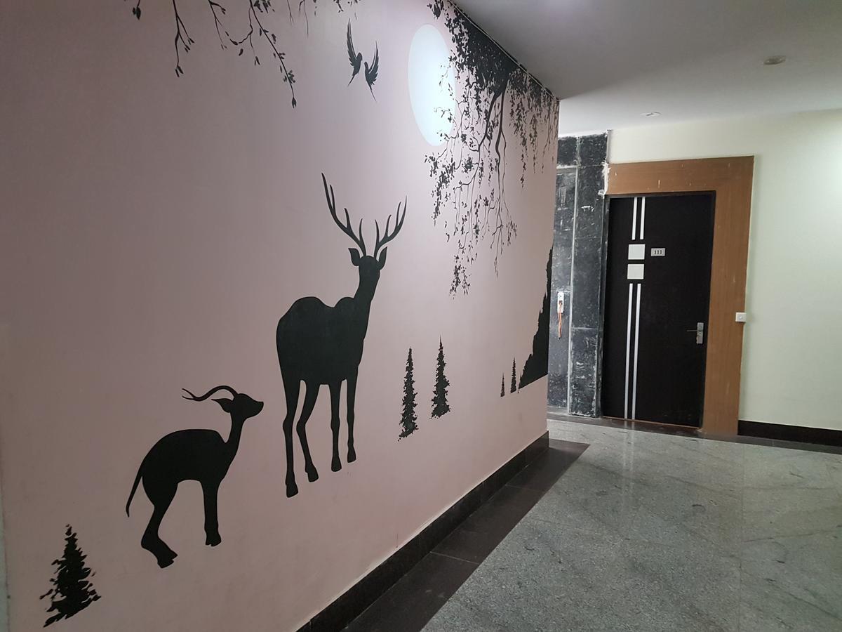 The Royal Crown Hotel Gurgaon Exterior foto